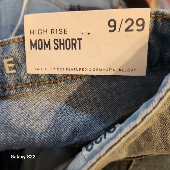 Gemma Rae Mom Short size 9/29 - Picture 7 of 7